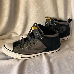 CHUCK TAYLOR ALL STAR HIGH STREET